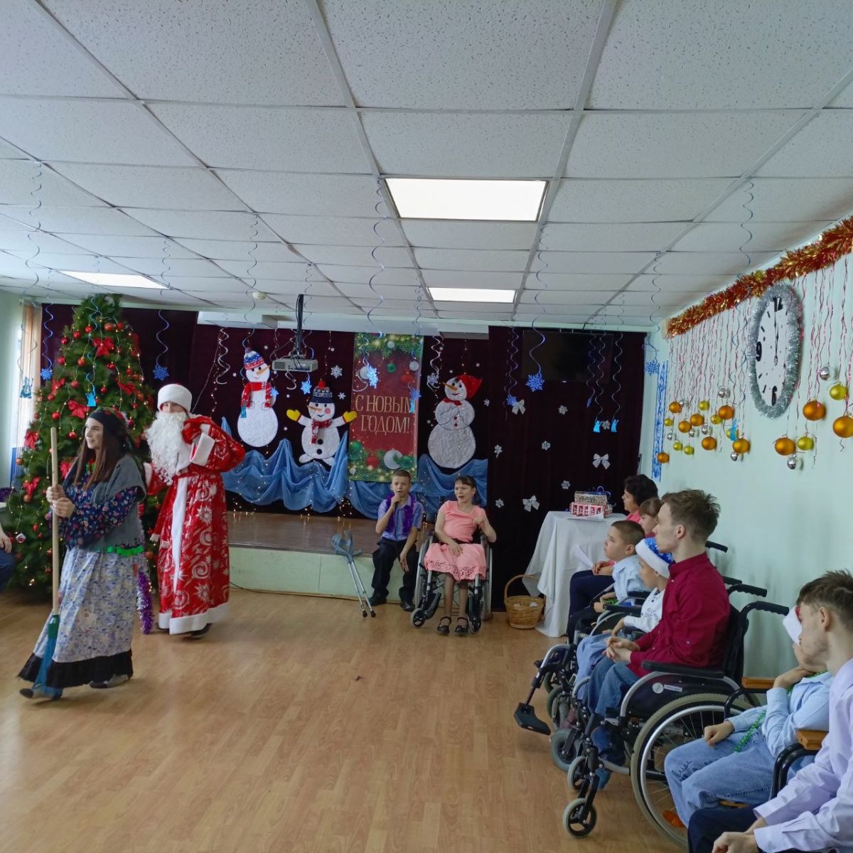 Волшебство новогодней ёлки в Темниковском детском доме интернате!