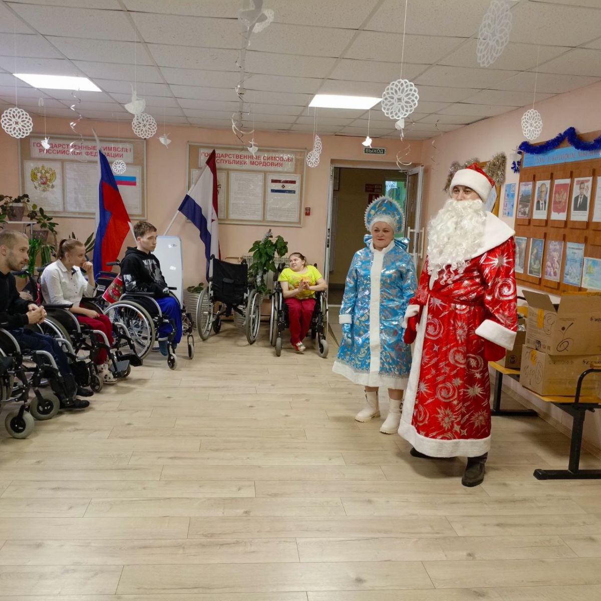 Коллектив Темковского детского дома - интерната и его воспитанники выражают огромную благодарность друзьям из города Саранска за новогодние угощения и сладкие подарки для наших ребят