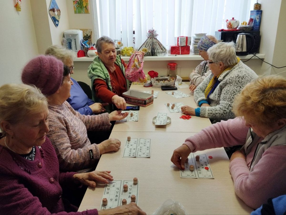 О занятиях с гражданами пожилого возраста