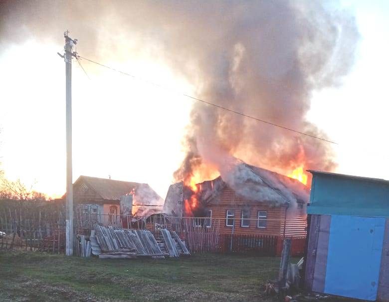 О порядке предоставления единовременного денежного пособия гражданам, попавшим в трудную жизненную ситуацию, и гражданам, имеющим заслуги перед Отечеством, в том числе при ликвидации последствий аварий