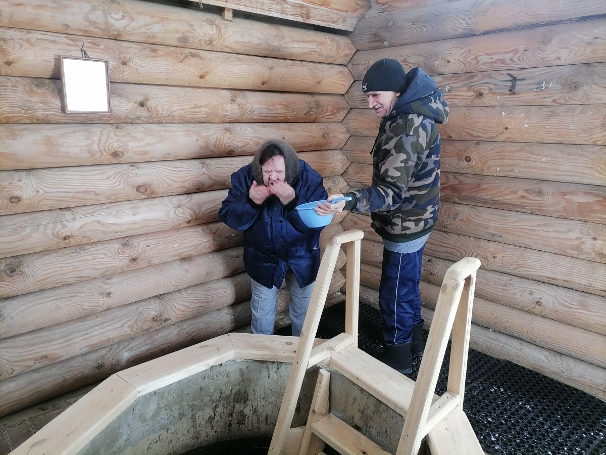 Получатели социальных услуг Старошайговского филиала посетили Святой Источник в с.Старое Шайгово