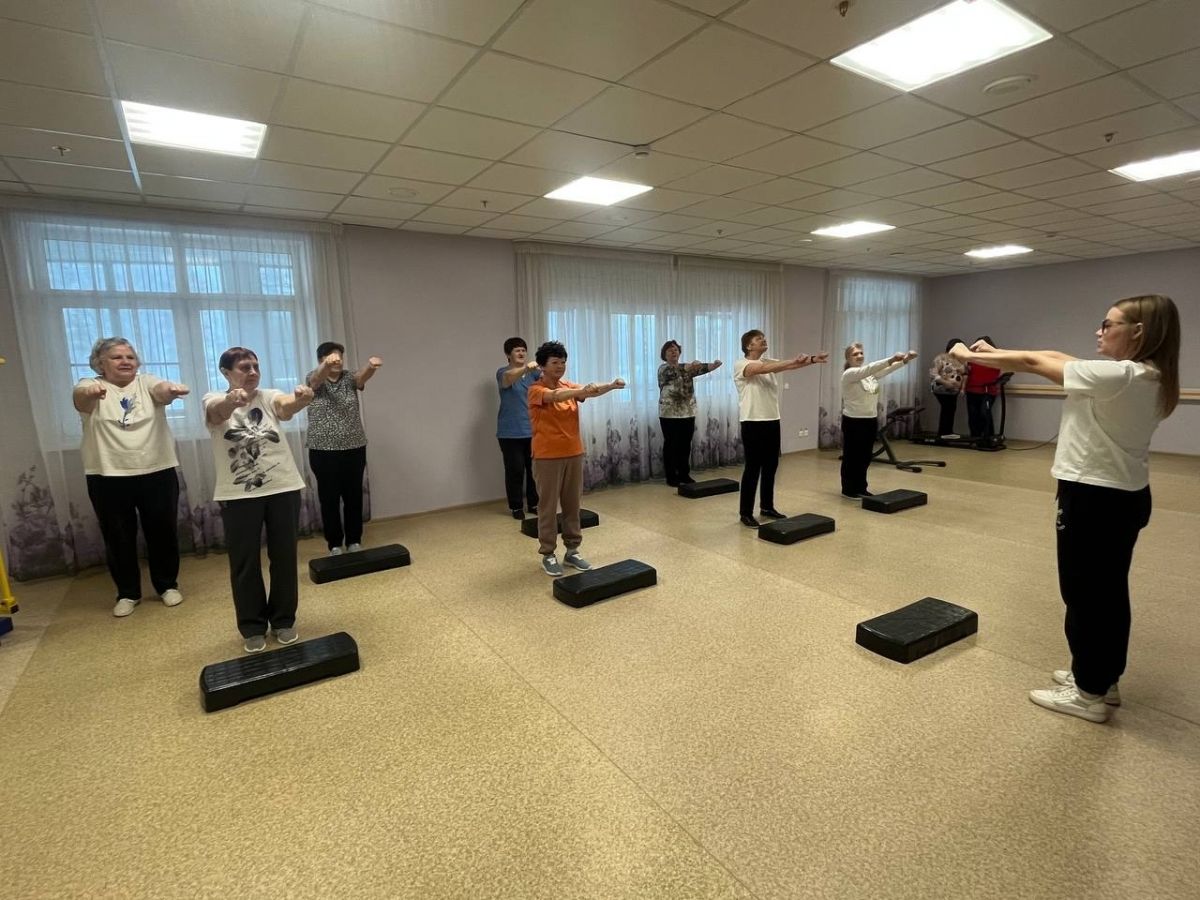 Занятия на степ-платформах в ОДП