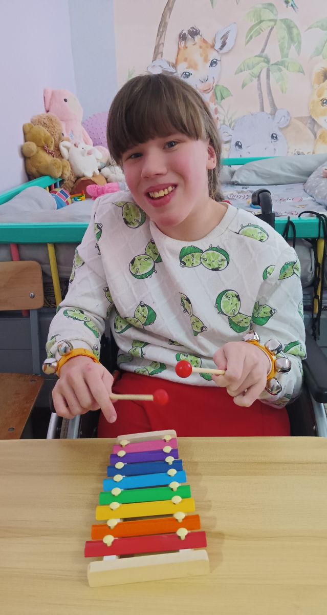 Знакомство детей  с миром музыкальных инструментов