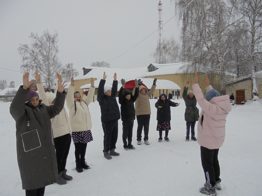 Зарядка на свежем воздухе