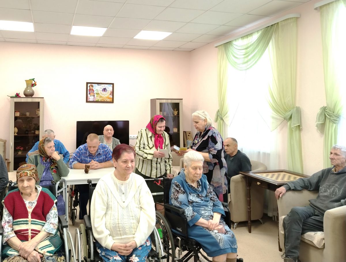 Поздравляем с Днём рождения