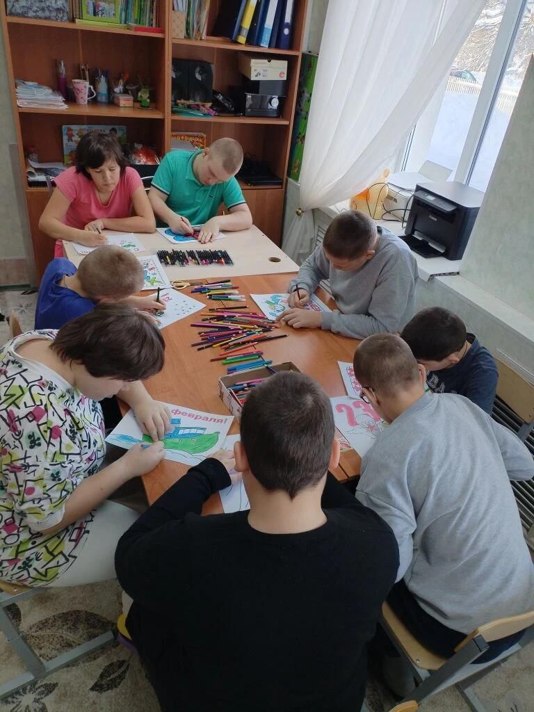 Рисуем праздничную открытку &laquo;День Защитника Отечества&raquo;