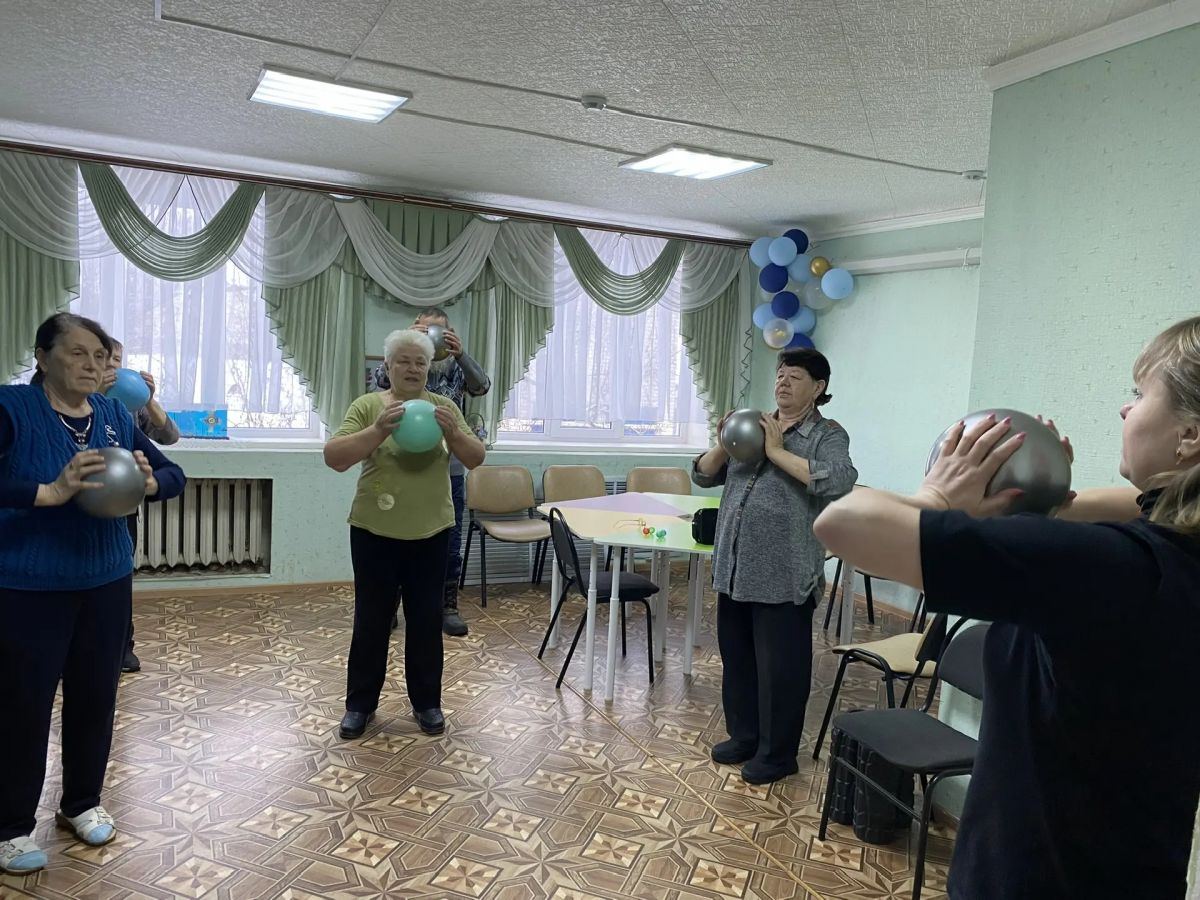 День здоровья в отделении дневного пребывания прошел просто замечательно, превратившись в настоящий праздник для наших пожилых граждан!