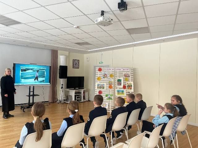 Урок безопасности ПДД  &laquo;Осторожно зима&raquo;