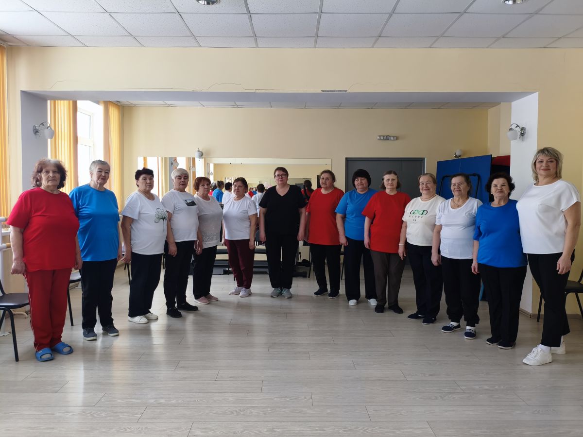 Спортивно-развлекательное мероприятие в отделении дневного пребывания, посвященное Международному женскому дню 8 марта и Году здоровья