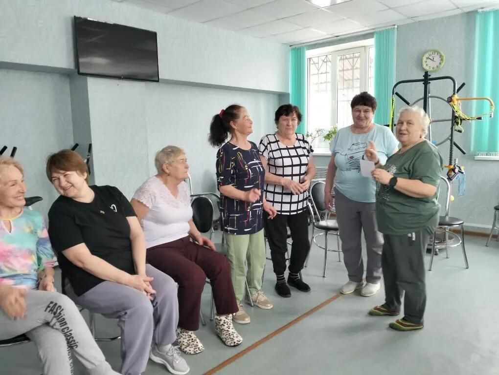 &laquo;Весенний вернисаж&raquo; в отделении дневного пребывания