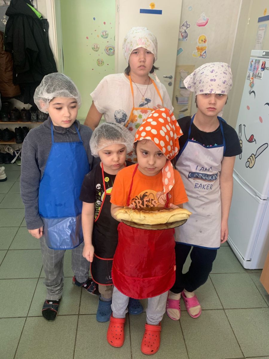 Слойка с яблоком