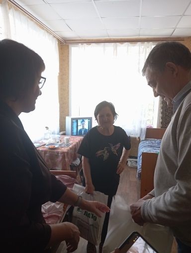 Благодарность генеральному директору Хохлову В.В. и коллективу АО &laquo;Лато&raquo; за предоставление 50  хризотилцеметных волнистых листов