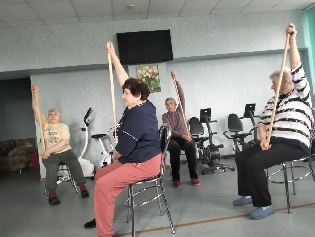 О занятиях с гражданами пожилого возраста