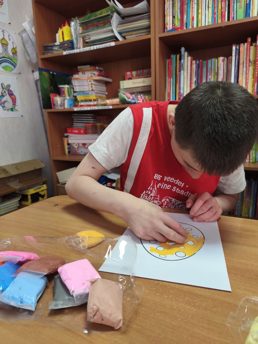 Украшение пасхального яйца