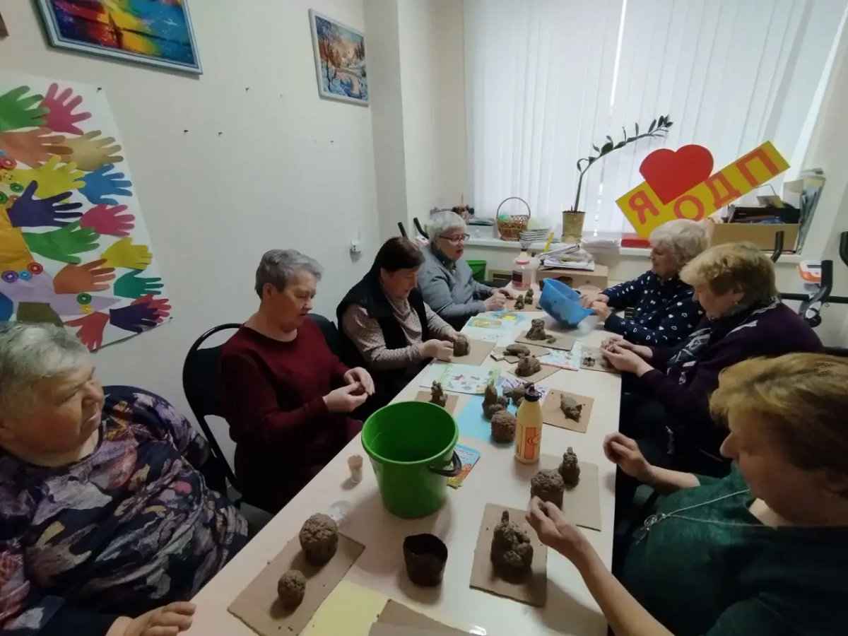 О занятиях с гражданами пожилого возраста