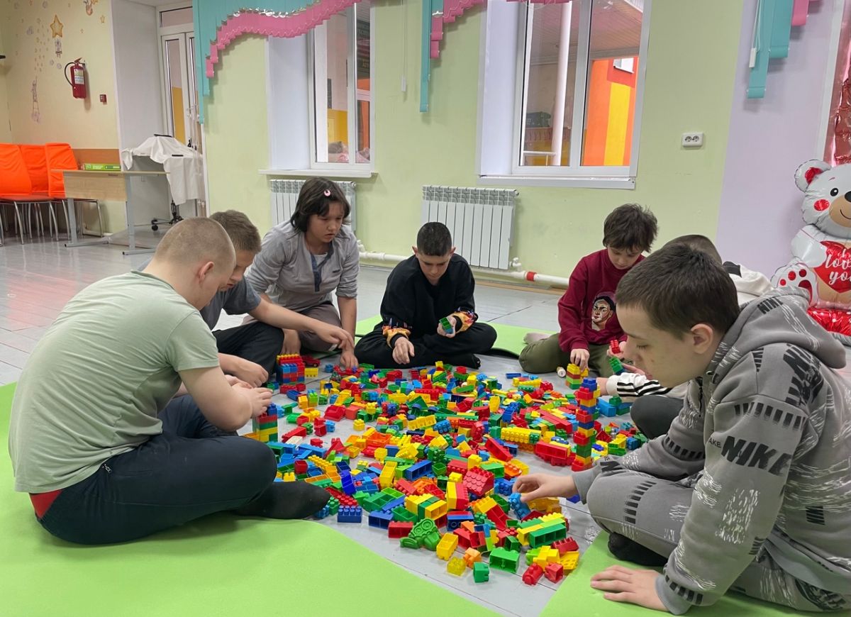 Башня (работа с конструктором лего)