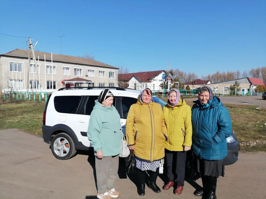 Доставка лиц старше 65 лет в медицинские организации для прохождения диспансеризации