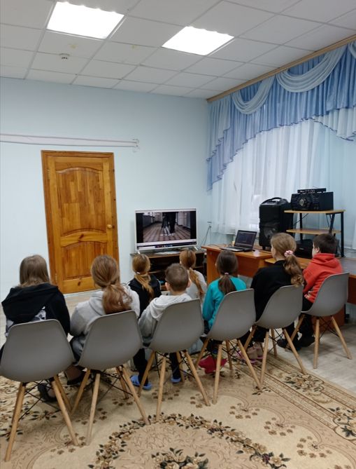 Просмотр документального фильма о трагической истории Ейского детского  дома в годы войны