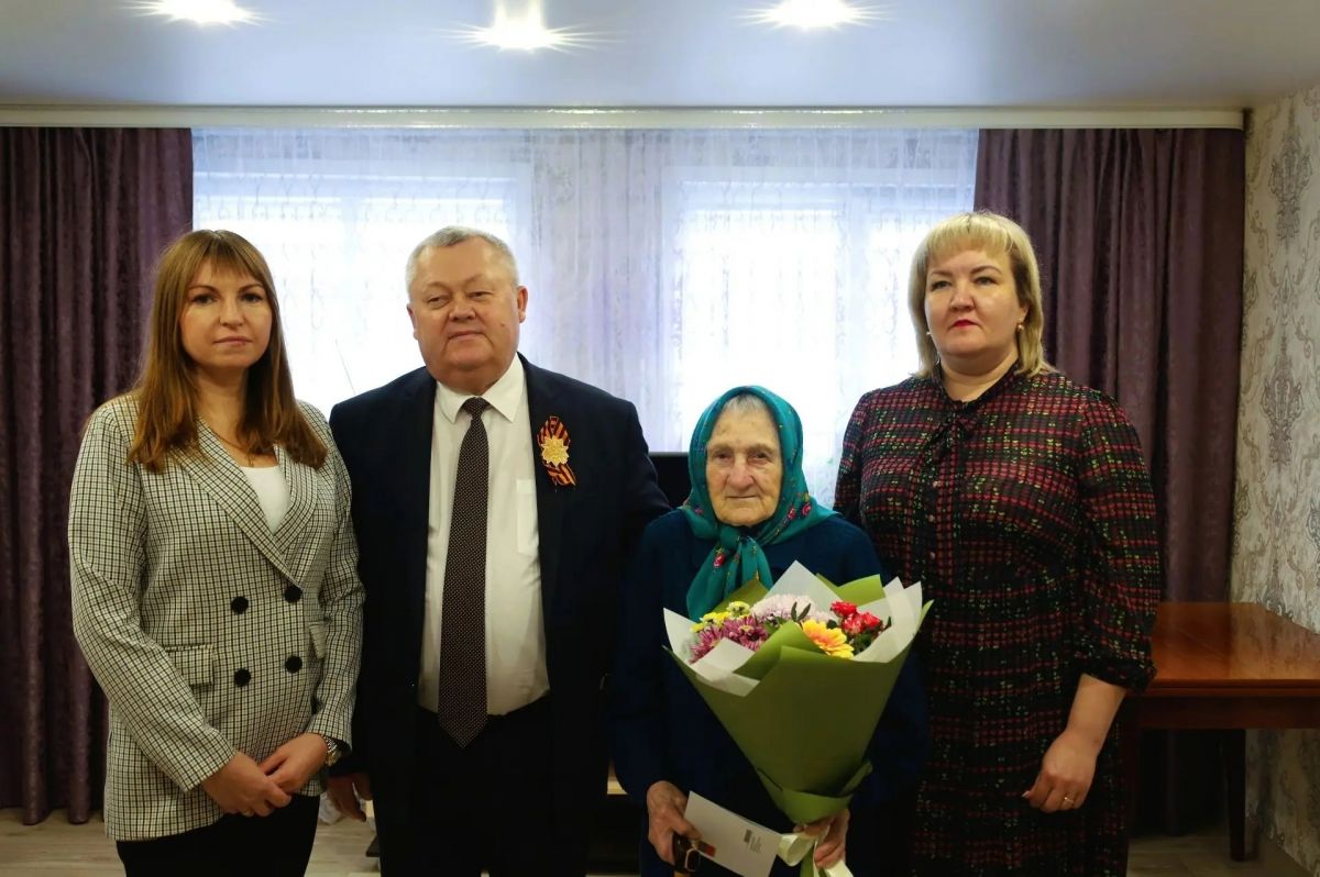 Свой 95-й день рождения отметила уважаемая жительница села Киржеманы, труженица тыла Мария Дмитриевна Фадякина