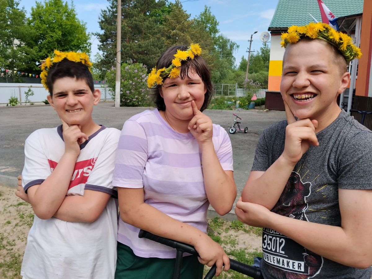Я цветочек возьму и в веночек вплету