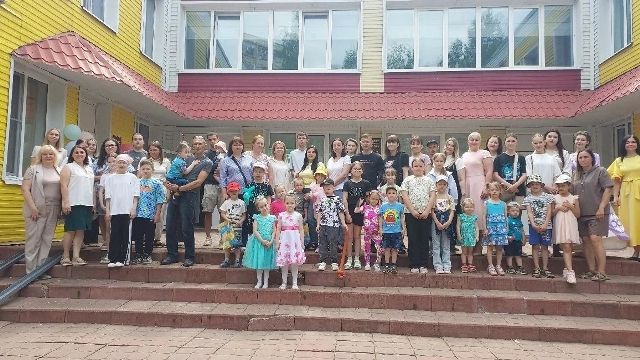 Открытие Всероссийской Недели Семьи &laquo;7яФЕСТ&raquo;! Благотворительный флешмоб &laquo;Спешим творить добро!&raquo;