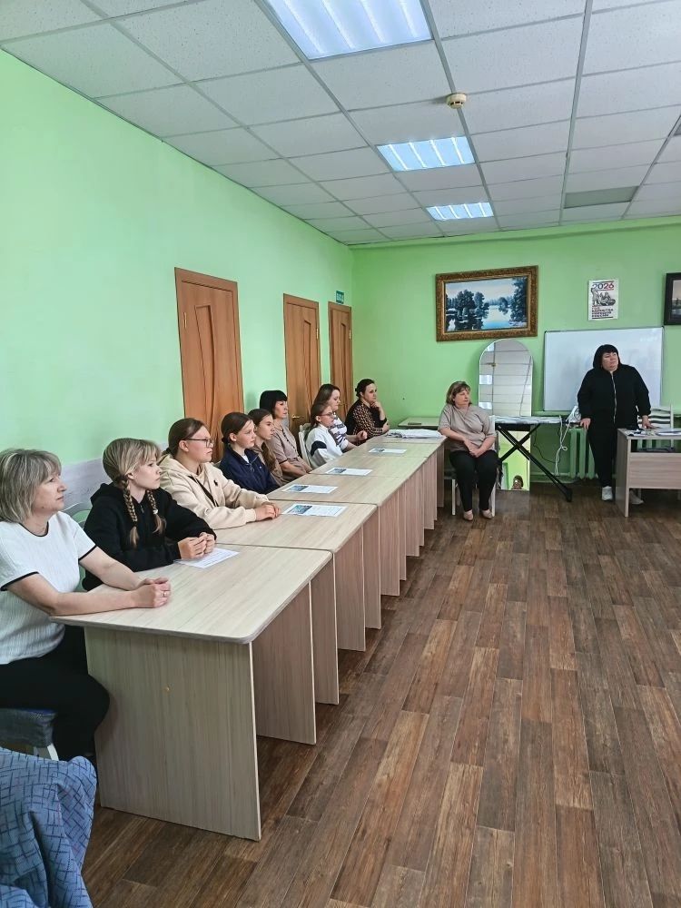 Тематический час в Семейной мастерской &laquo;Жизнь без наркотиков&raquo;