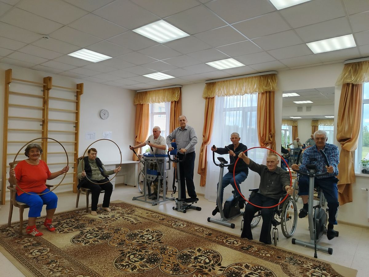 Занятие в кабинете ЛФК