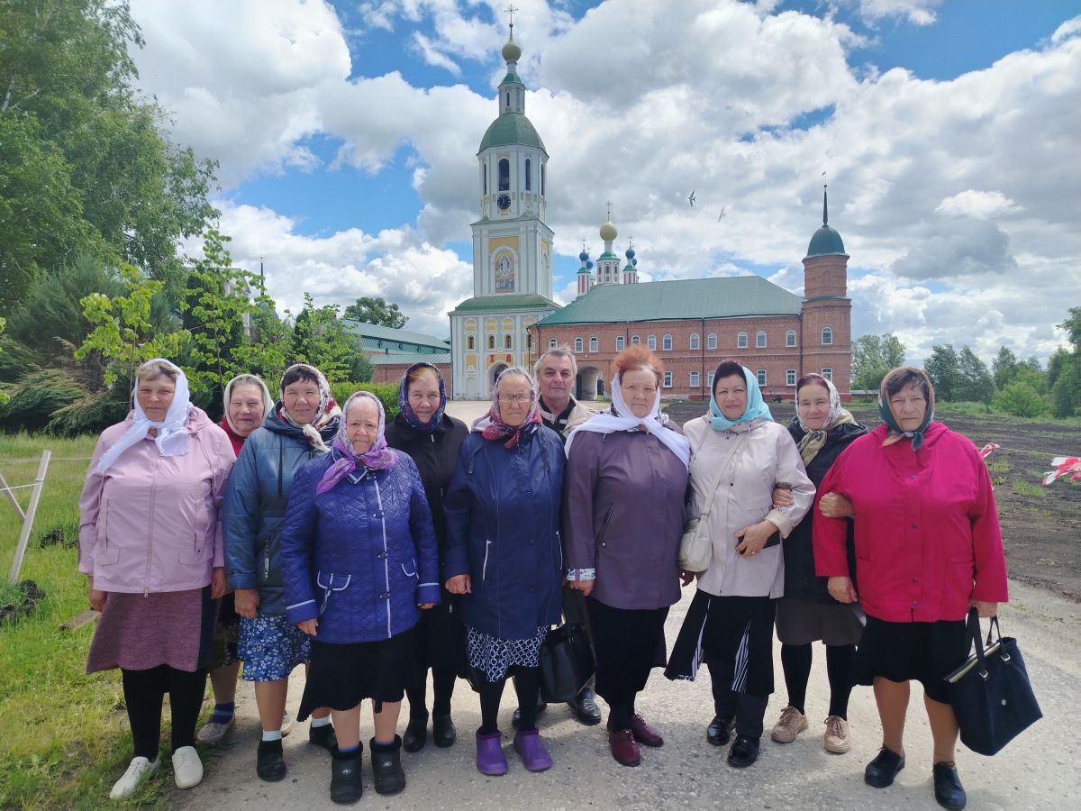 &laquo;Православный туризм&raquo; поездка в Рождество-Богородичный Санаксарский мужской монастырь