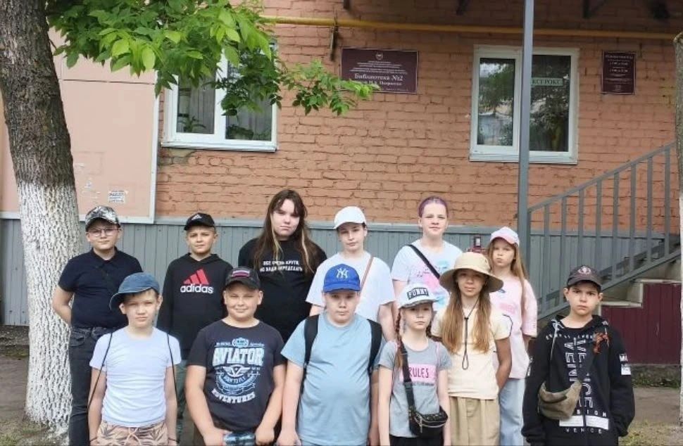 "Сказок Пушкина чудесное творенье"