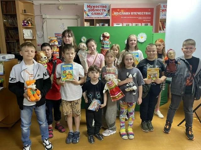 Экскурсия в библиотеку №2 им. Н.А. Некрасова