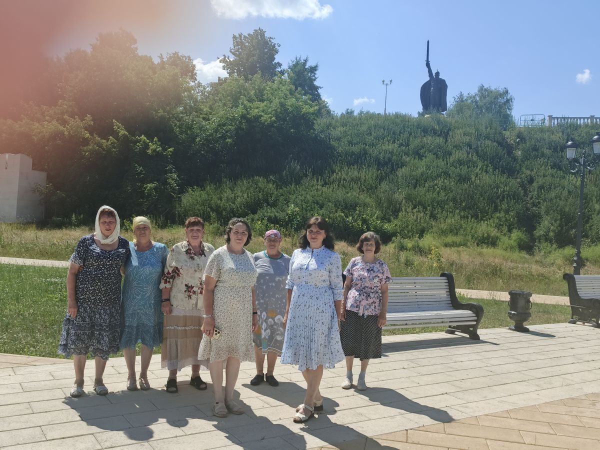 &laquo;По следам святых покровителей семьи&raquo;: паломническая поездка получателей социальных услуг в г. Муром