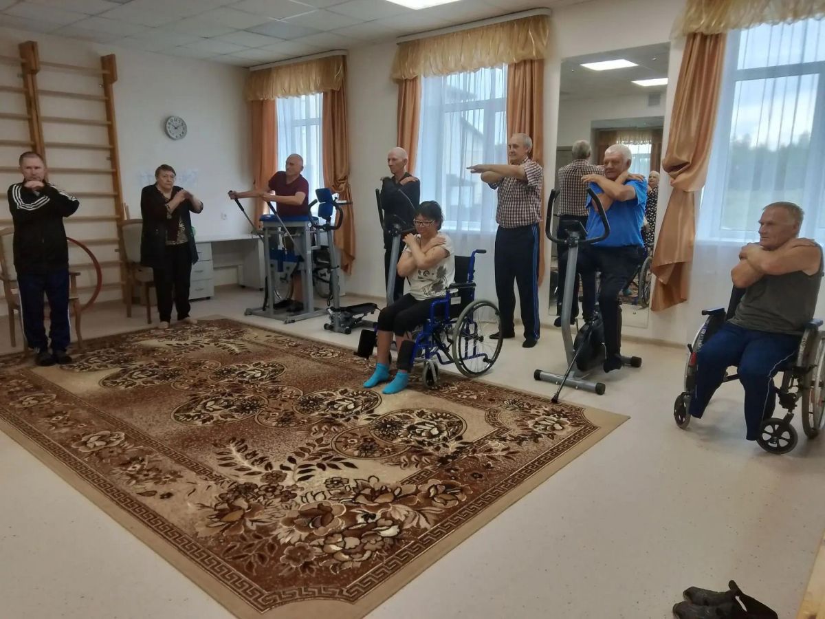 Занятие в кабинете ЛФК