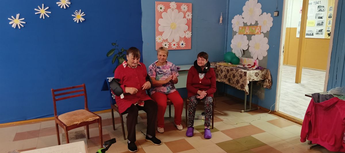 Выезд специалистов в село Старая Качеевка: оздоровительные мероприятия для пожилых граждан.
