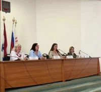 Участие педагога-психолога отделения &laquo;Семейный МФЦ&raquo;   в родительском собрании "Медиация: разрешаем споры без суда"