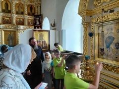 Воспитанники детского приюта &laquo;Надежда&raquo; посетили Рождество-Богородичный Санаксарский монастырь