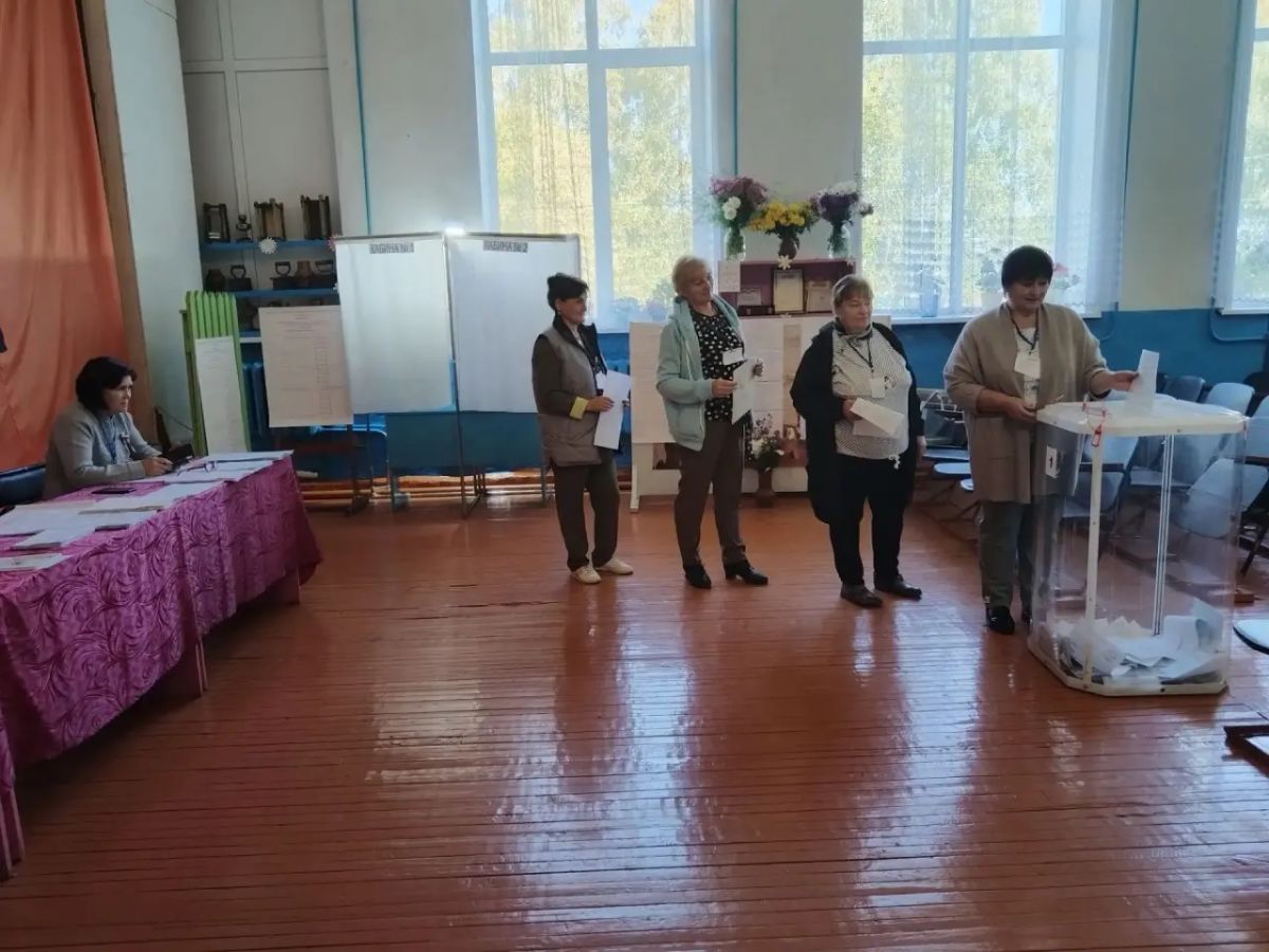 Три дня в сентябре: В России начались выборы в Госдуму и другие органы власти