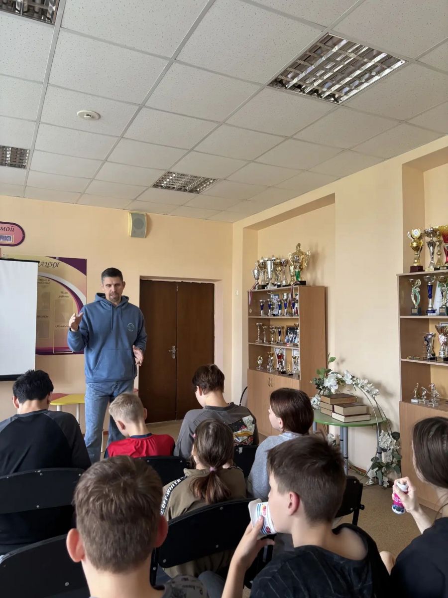 "НеТотЗаработок: как вербуют в Интернете"