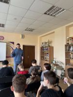 "НеТотЗаработок: как вербуют в Интернете"