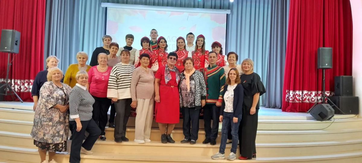 В Кочкурово прошёл концерт, посвящённый месячнику пожилых людей