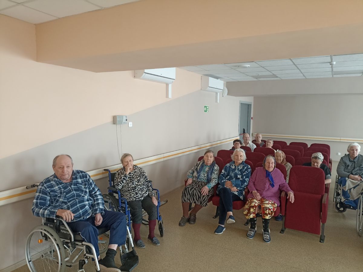 Показ художественного фильма &laquo;Корабли штурмуют бастионы&raquo;