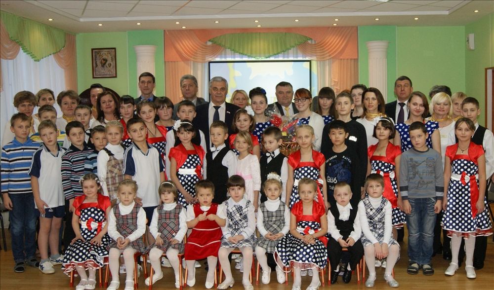 Визит Председателя Государственного собрания РМ в детский приют «Надежда»